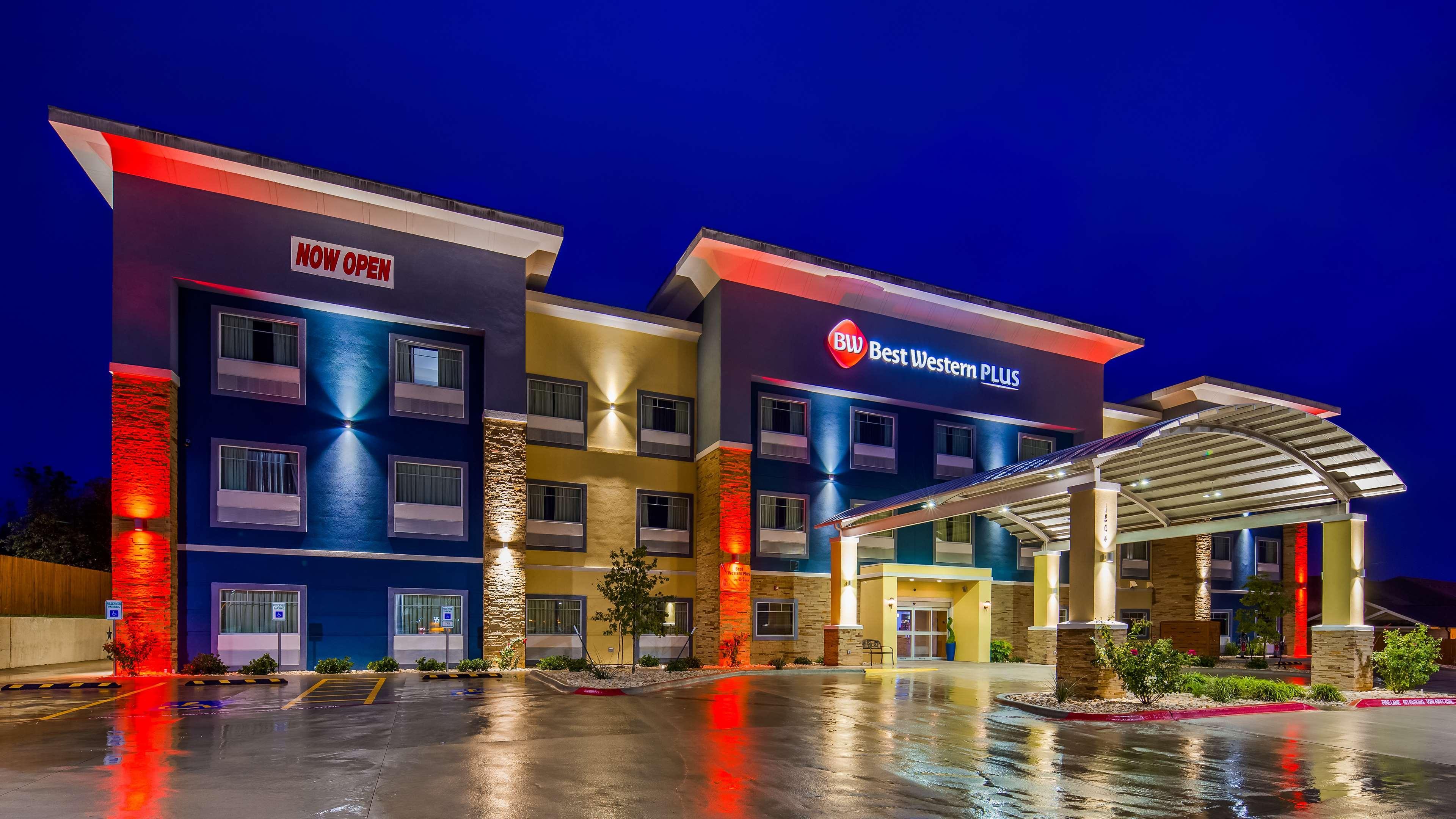 Best Western Plus Lampasas Inn & Suites מראה חיצוני תמונה