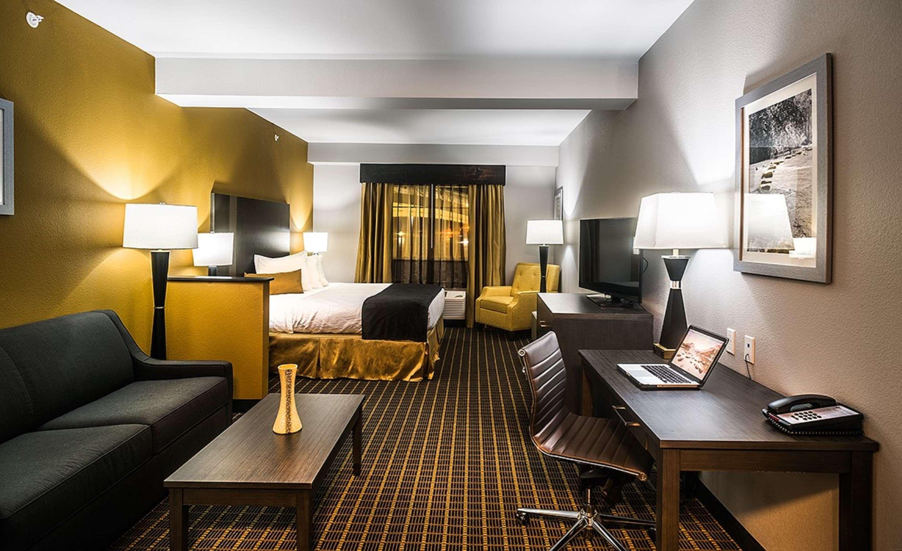 Best Western Plus Lampasas Inn & Suites מראה חיצוני תמונה